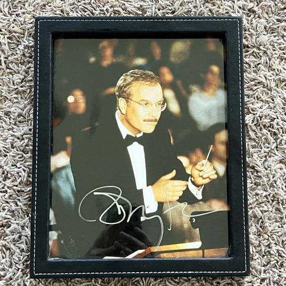 Other - Mr Hollands Opus‎ Richard Dreyfuss Autographed Framed Photo Picture 8 x 10